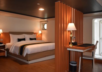 Doulos Phos, Cabins, Exec Suite (2)