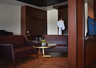 Doulos Phos, Cabins, Exec Suite (4)